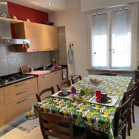 פארמה Appartamento Casa Sul Fiume מראה חיצוני תמונה